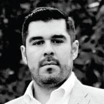 CM First Bio Headshots Ben Mendoza